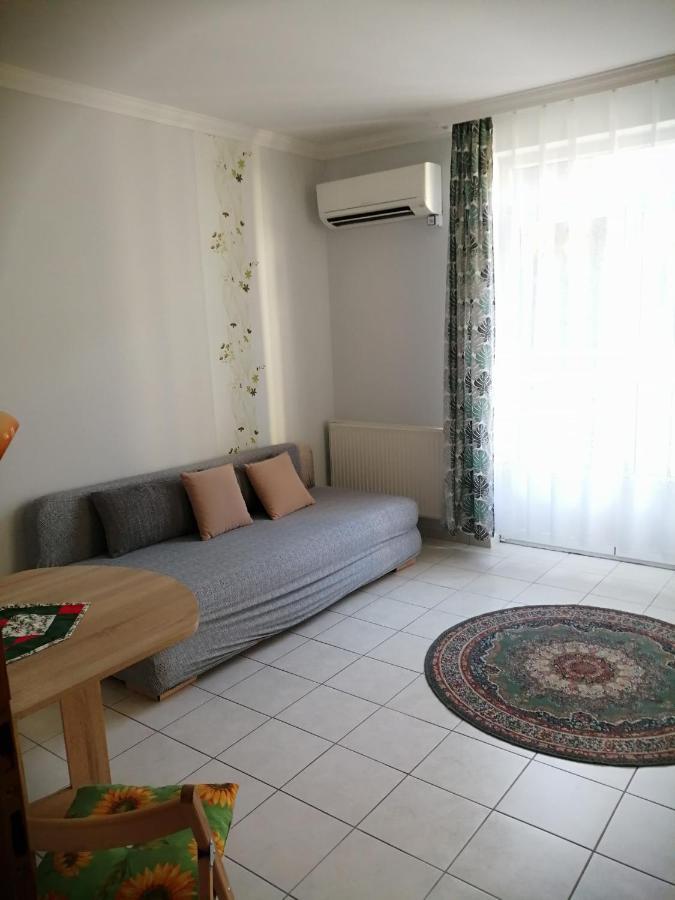 Apartman Pavai Hajdúszoboszló Eksteriør bilde