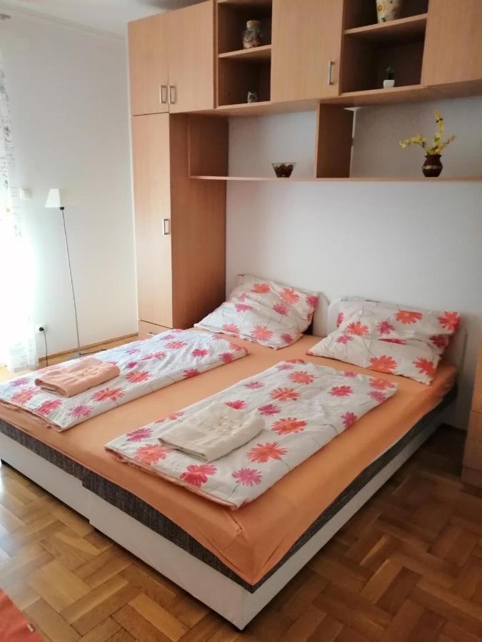 Apartman Pavai Hajdúszoboszló Eksteriør bilde